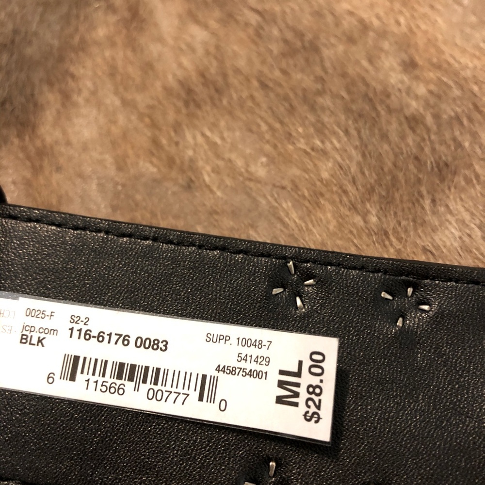 JC Penney ML Black Stretch Belt w/ Metal Detail - Picture 3 of 5